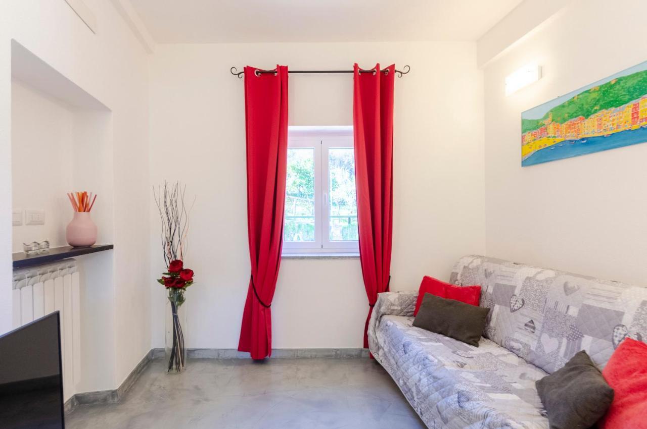 Alla Casa Rosa, Peaceful Apartment Surrounded By Greenery With Free Parking, Wifi & Air Conditioning ラッパロ エクステリア 写真