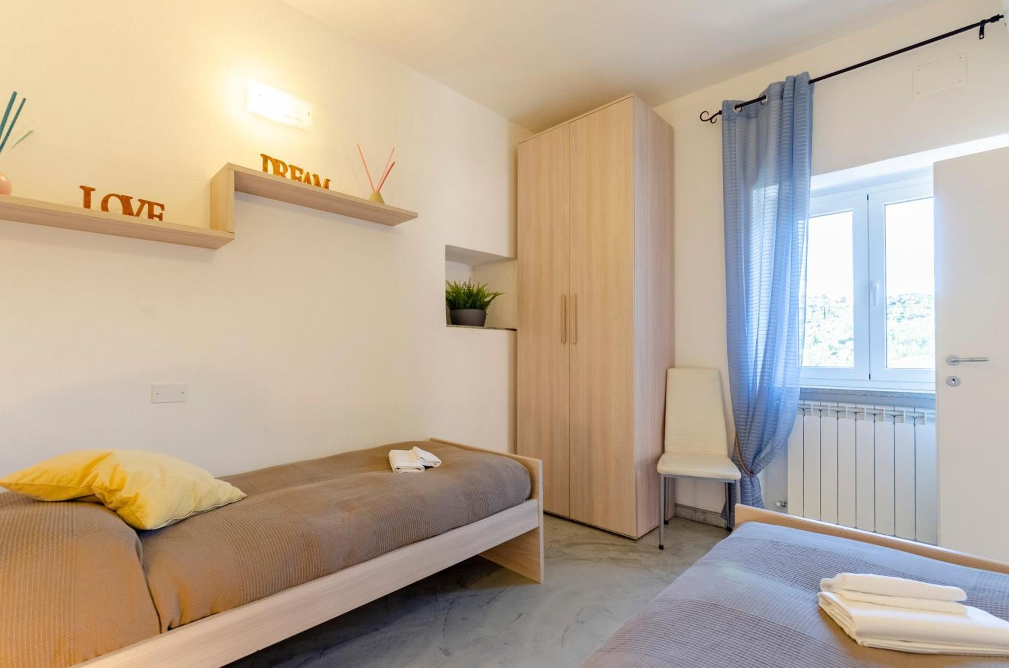 Alla Casa Rosa, Peaceful Apartment Surrounded By Greenery With Free Parking, Wifi & Air Conditioning ラッパロ エクステリア 写真