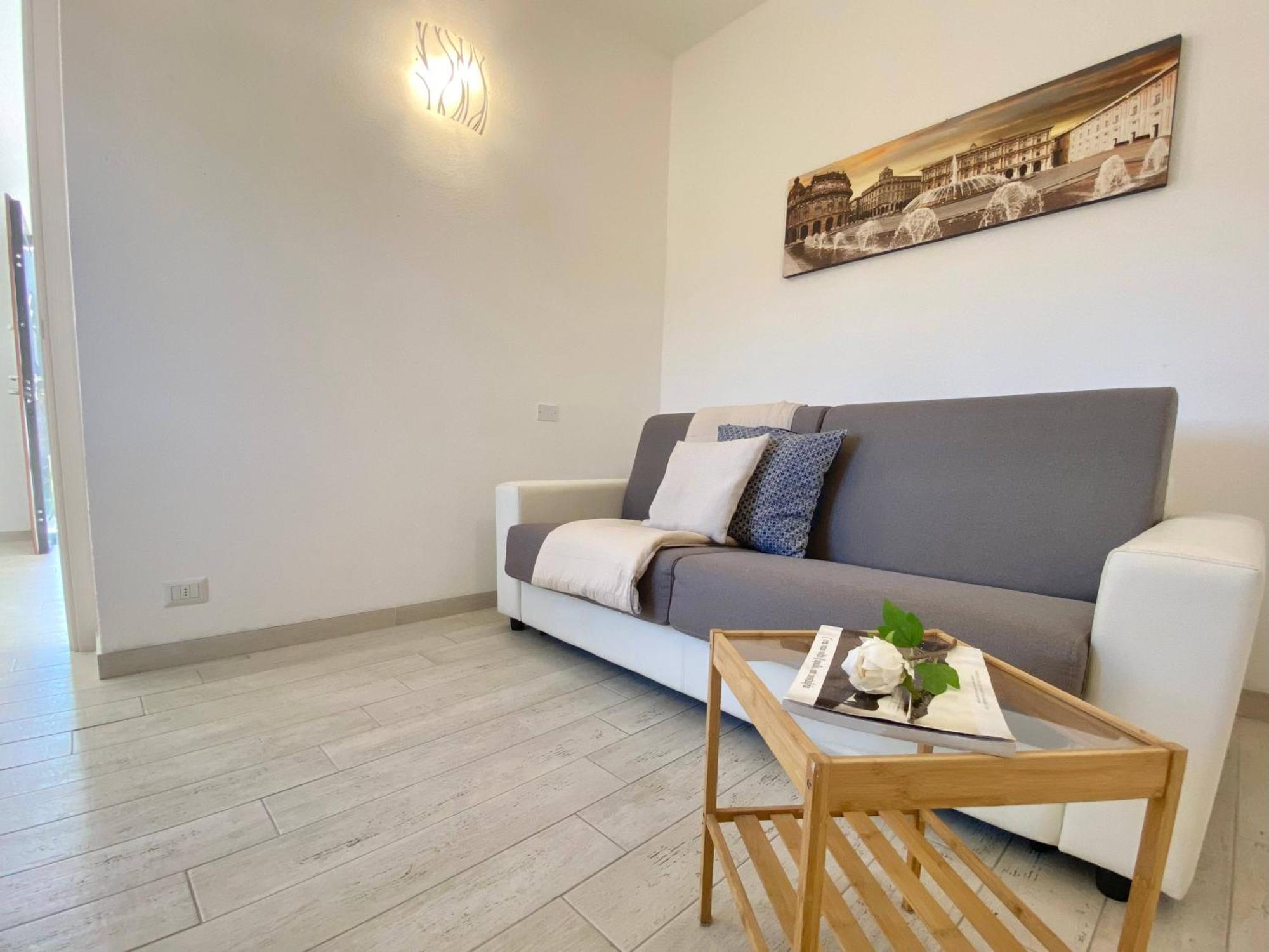 Alla Casa Rosa, Peaceful Apartment Surrounded By Greenery With Free Parking, Wifi & Air Conditioning ラッパロ エクステリア 写真