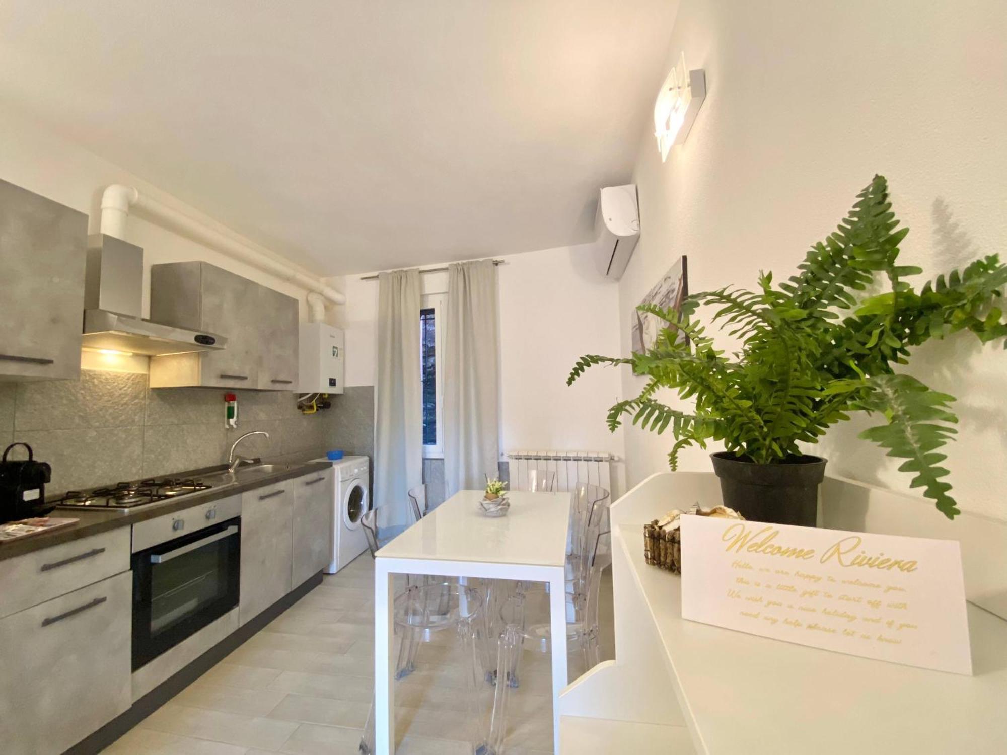 Alla Casa Rosa, Peaceful Apartment Surrounded By Greenery With Free Parking, Wifi & Air Conditioning ラッパロ エクステリア 写真